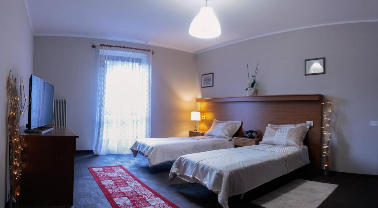 Villa Coronä Tenno Esterno foto